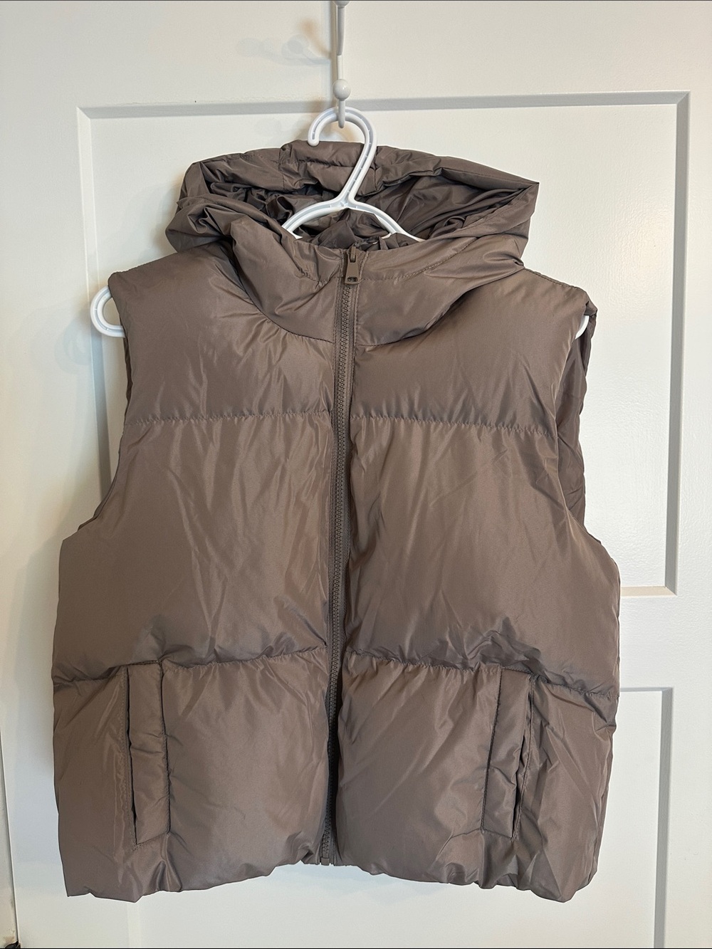 Rebel Sugar Hooded Puffer Vest in Taupe